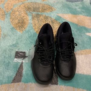 Jordan Air Flight black 10.5 new